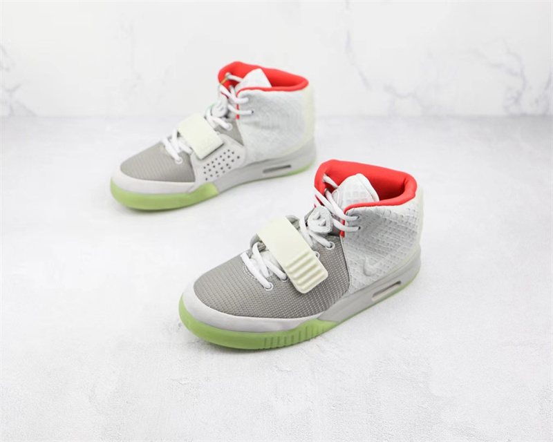 (image for) NIKE AIR YEEZY 2 PURE PLATINUM Wolf Grey mens 508214-010