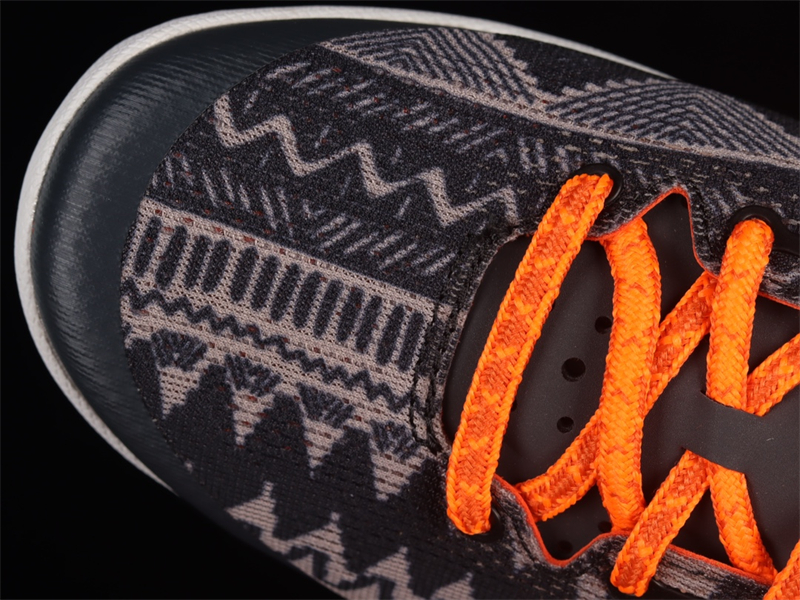 (image for) Nike Kobe 8 Black History Month 583112-001