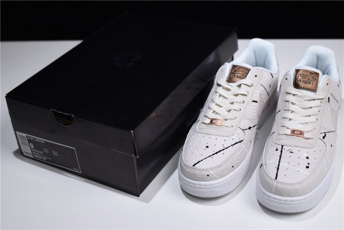 (image for) Nike Air Force 1 Low LX Phantom Snakeskin 898889-007