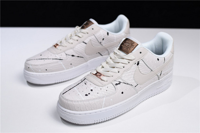 (image for) Nike Air Force 1 Low LX Phantom Snakeskin 898889-007