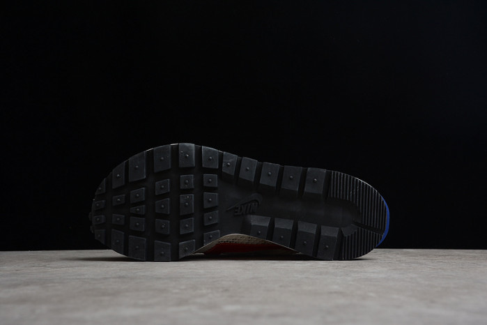 (image for) Sacai X VaporWaffle Sail CV1363-100