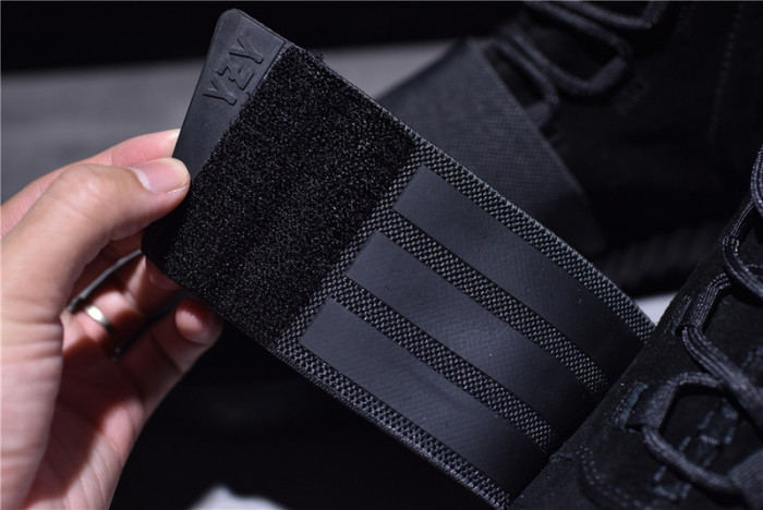 (image for) Adidas Yeezy Boost 750 Triple Black Cblack 