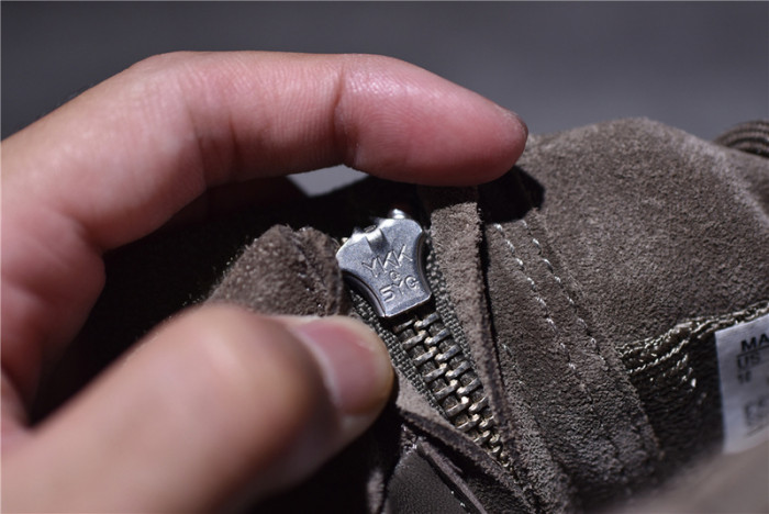 (image for) Adidas Yeezy 750 Boost Light Brown 