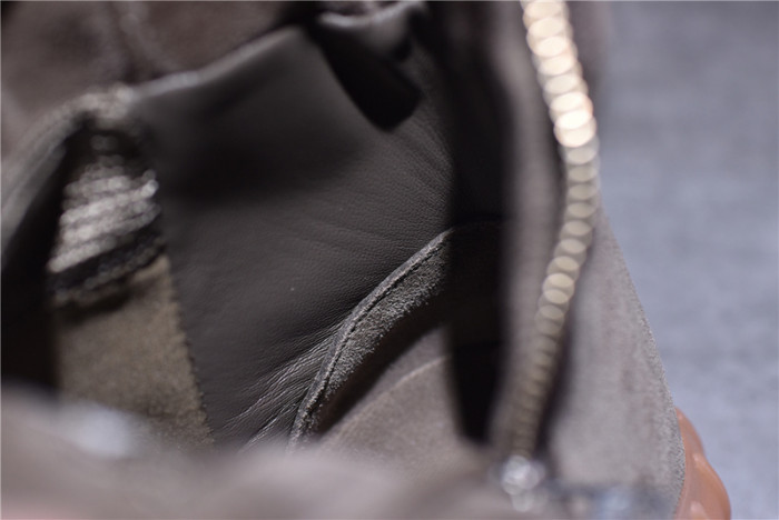 (image for) Adidas Yeezy 750 Boost Light Brown 