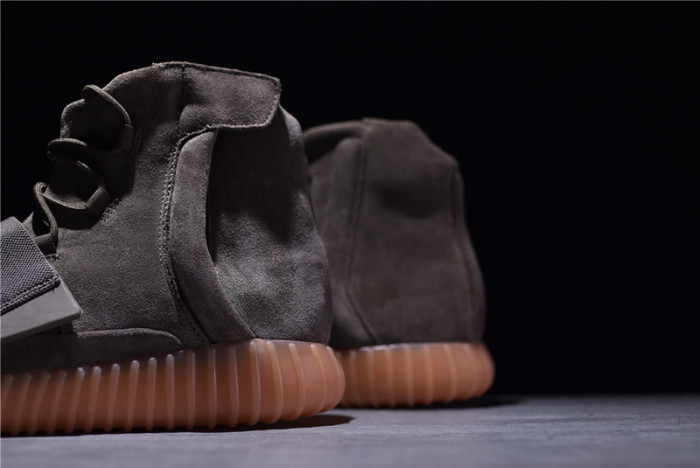 (image for) Adidas Yeezy 750 Boost Light Brown 