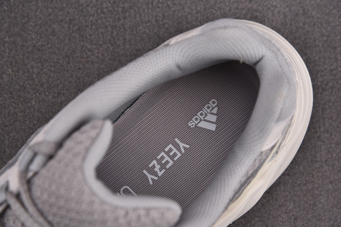 (image for) Adidas Yeezy Boost 700 v2 Static 