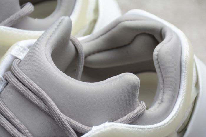(image for) Adidas YEEZY BOOST 700 V3 