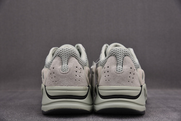(image for) Adidas Yeezy Boost 700 Salt 