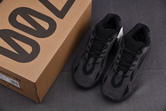 (image for) Adidas Yeezy Boost 700 V2 Vanta 