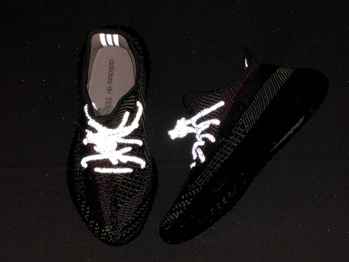 (image for) Adidas Yeezy 350 V2 Yecheil 