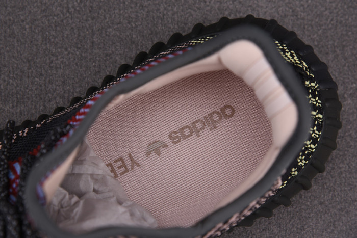 (image for) Adidas Yeezy 350 V2 Yecheil 