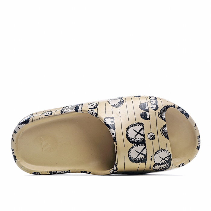 (image for) Yeezy Slides Kaws 