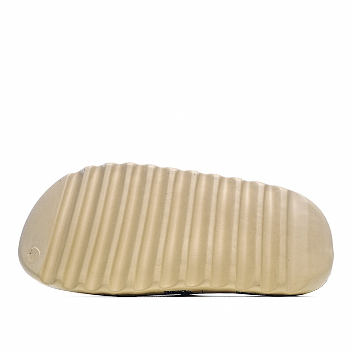 (image for) Yeezy Slides Kaws 