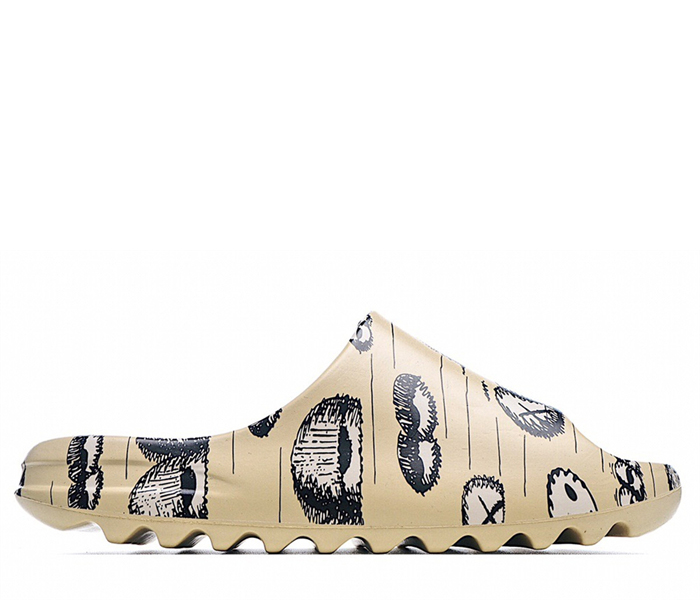 (image for) Yeezy Slides Kaws 