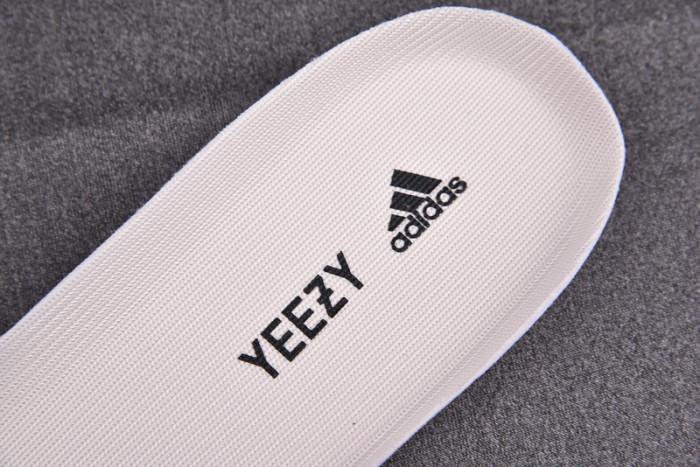 (image for) Adidas Yeezy Boost 380 Mist 
