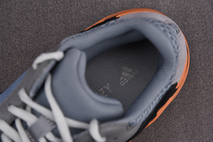 (image for) Adidas Yeezy Boost 700 Wash Orange 