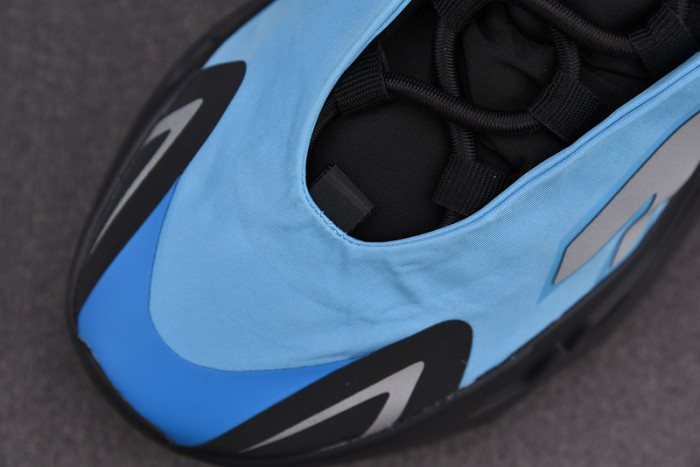(image for) Adidas BOOST YEEZY 700 MNVN BRIGHT CYAN 