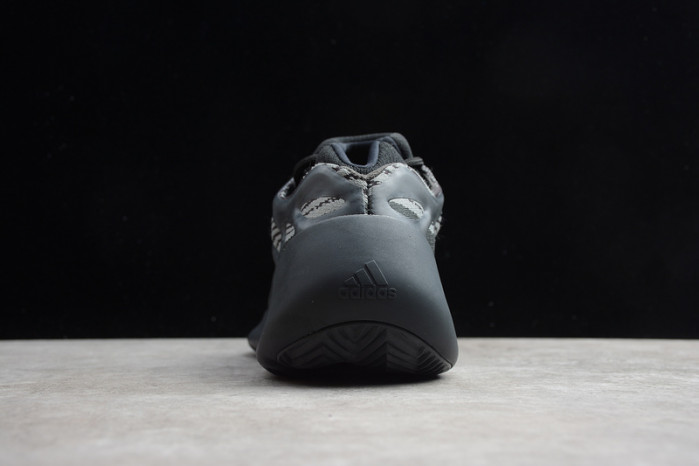 (image for) Adidas Yeezy 700 V3 glow in dark 