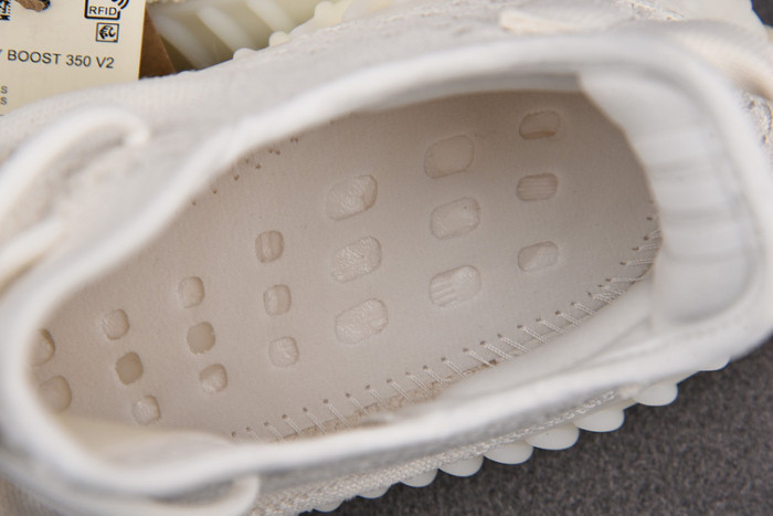 (image for) Adidas YEEZY BOOST 350 V2 BONE 
