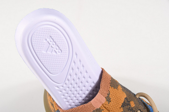 (image for) Adidas Yeezy Boost 380 Blue Oat Reflective 