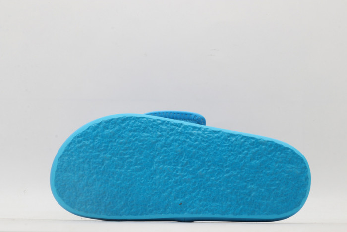 (image for) Yeezy sandals 003