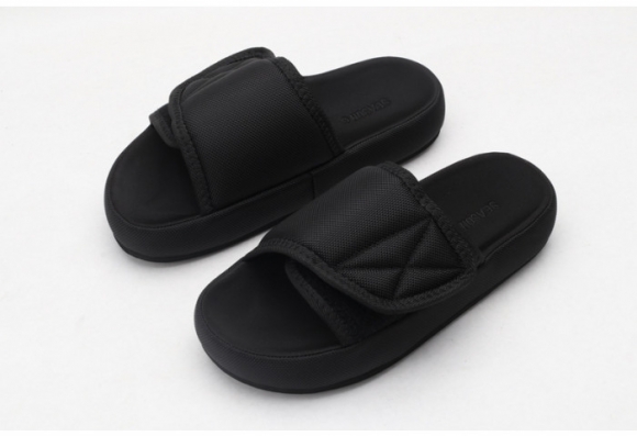 Yeezy sandals 006