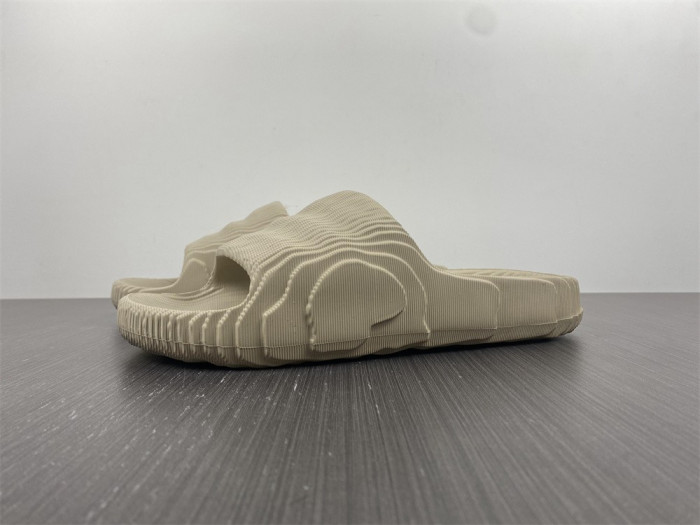 (image for) Adidas new colleetion 004